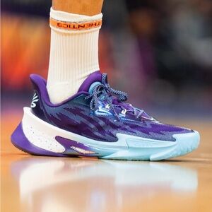 Under Armour Curry Series 7- UNRIVALED Edition size 10- EXCLUSIVE RELEASE